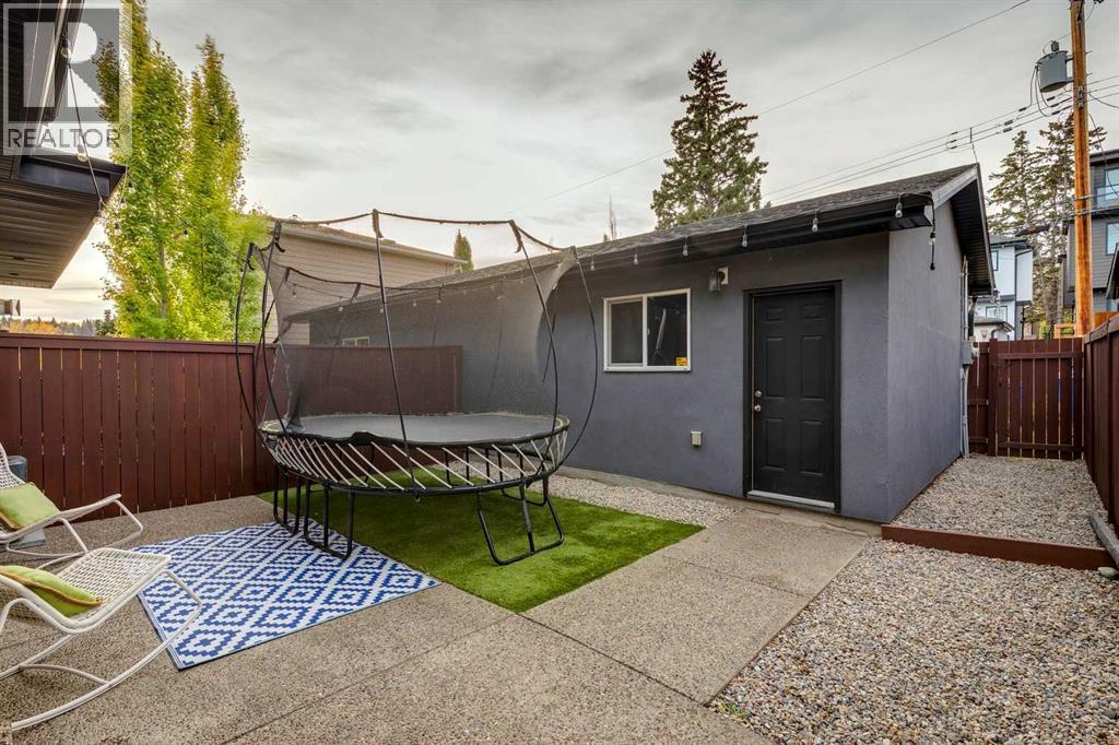 Single Family House for Sale in   Street NW Parkdale Calgary 