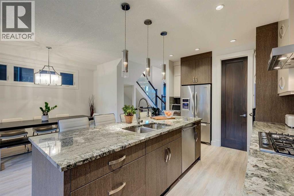 Single Family House for Sale in   Street NW Parkdale Calgary 