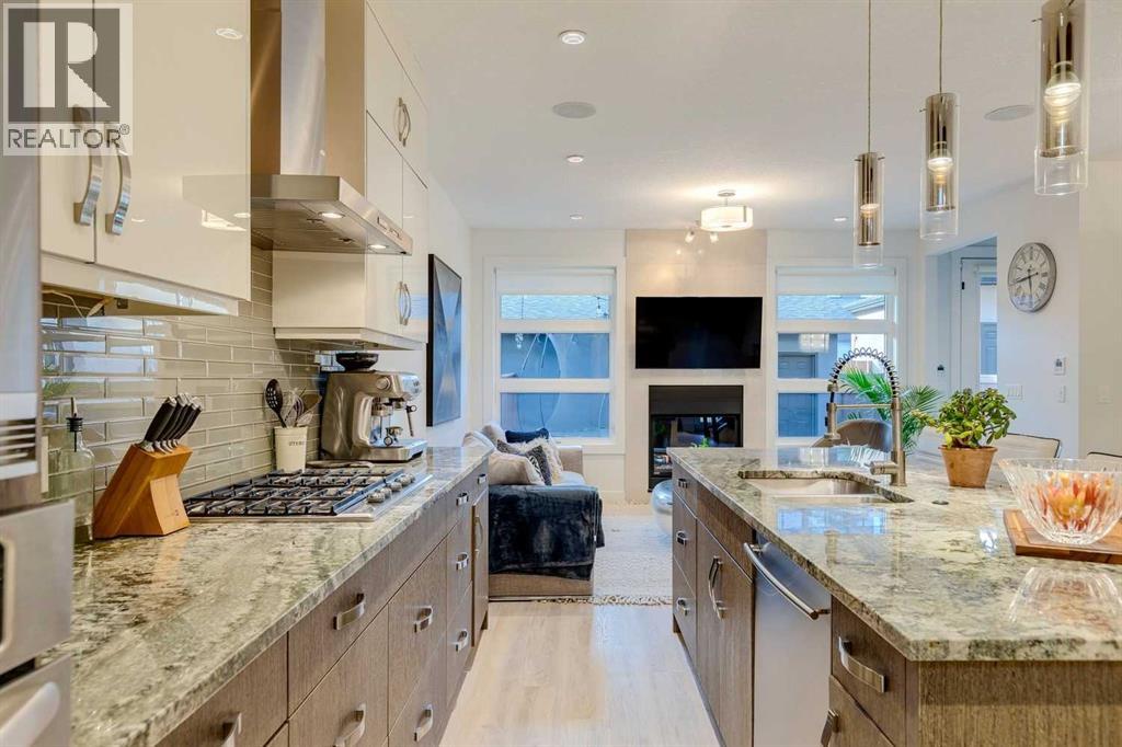 Single Family House for Sale in   Street NW Parkdale Calgary 