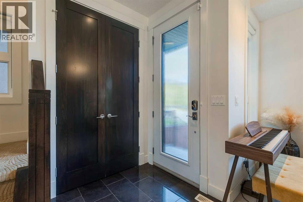 Single Family House for Sale in   Street NW Parkdale Calgary 