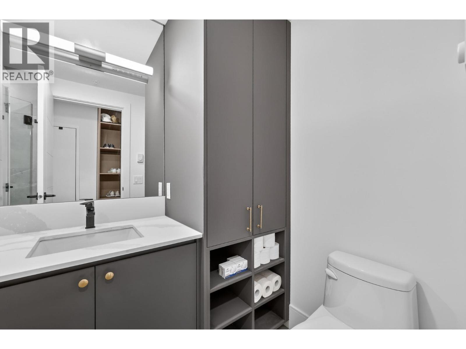 418 720 KLO Road, Kelowna