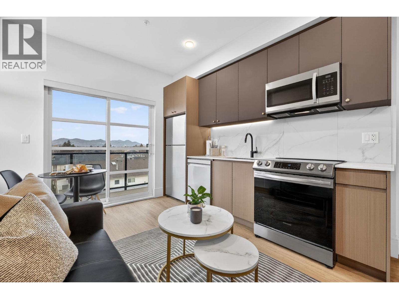 418 720 KLO Road, Kelowna