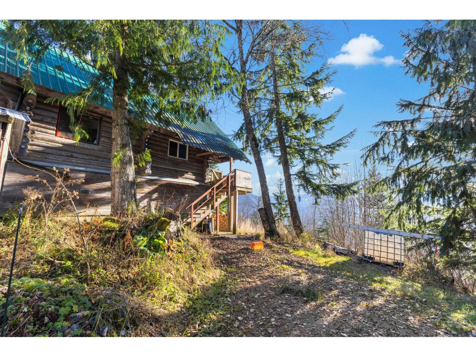 49780 LOOKOUT ROAD, Ryder Lake, Chilliwack