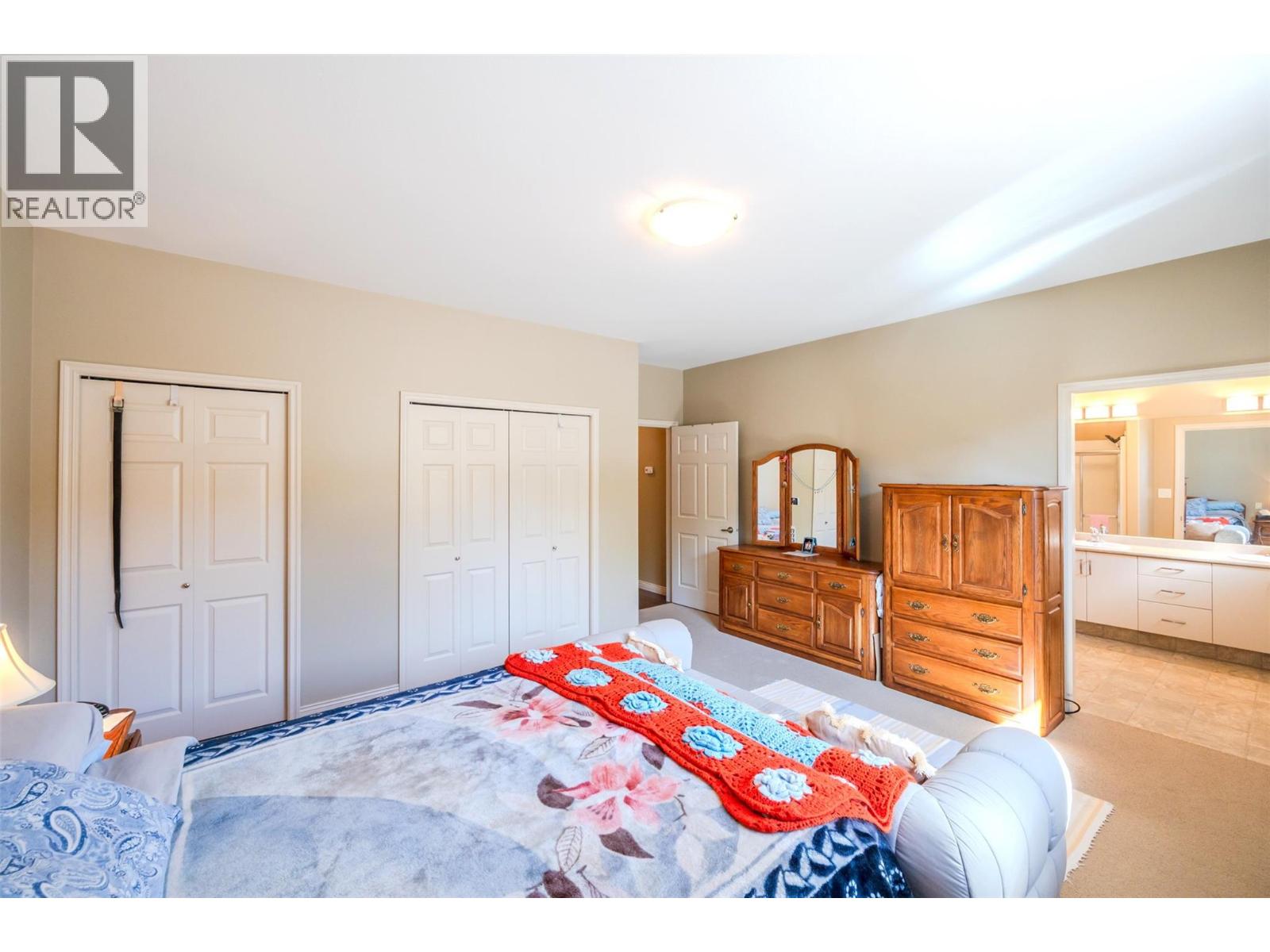 6679 OXBOW Crescent, Oliver