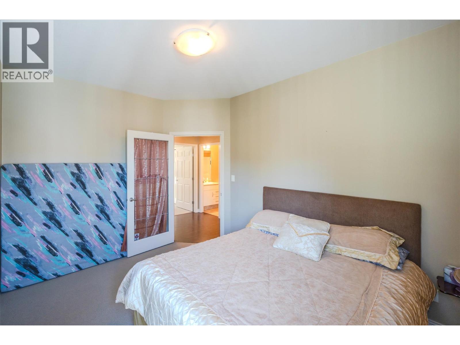 6679 OXBOW Crescent, Oliver