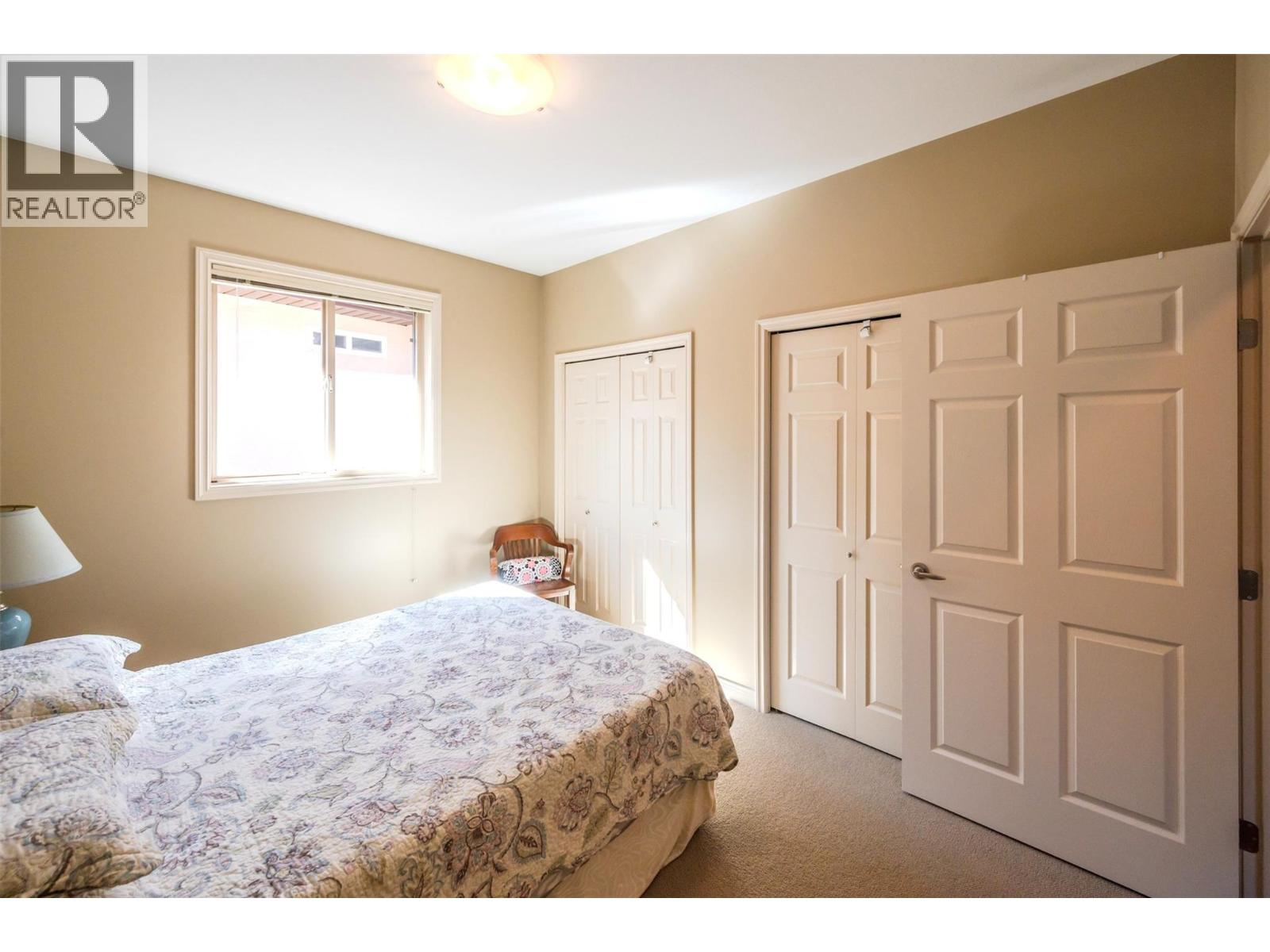 6679 OXBOW Crescent, Oliver