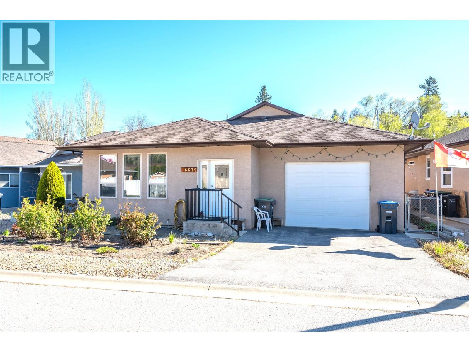 6679 OXBOW Crescent, Oliver