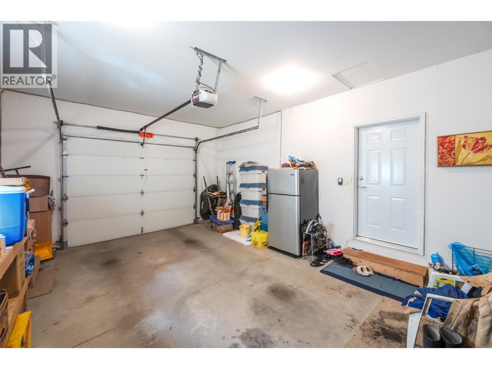 6679 OXBOW Crescent, Oliver