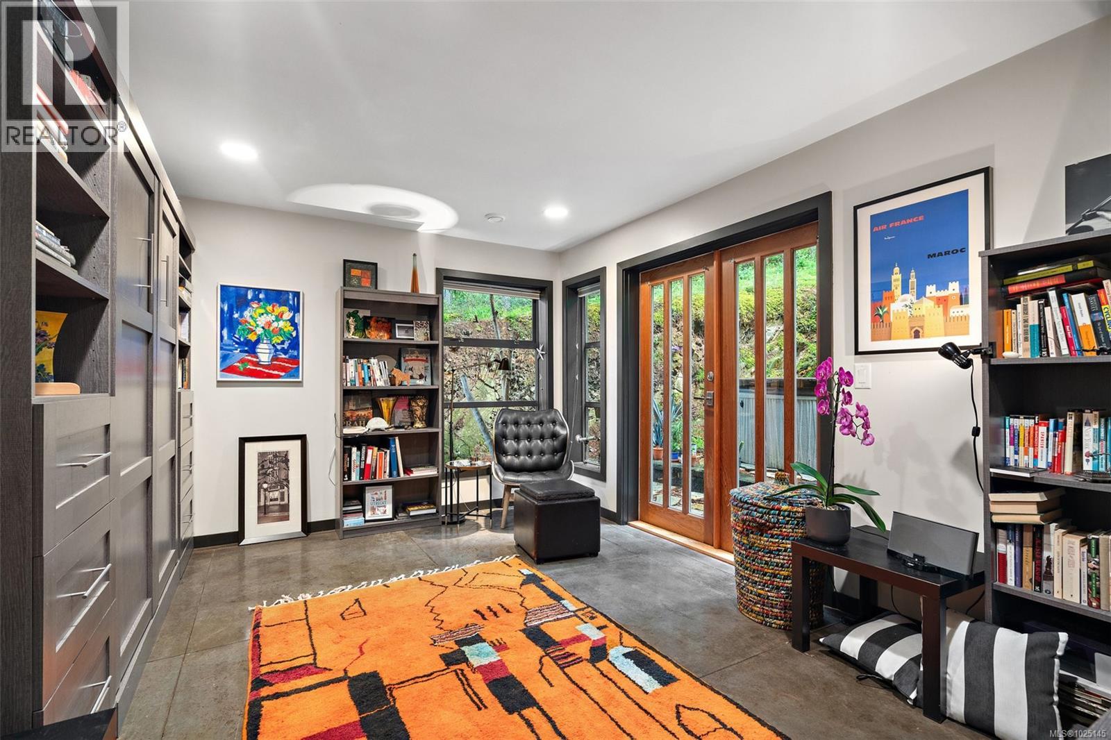 1457 Howcrest Rd, North Saanich