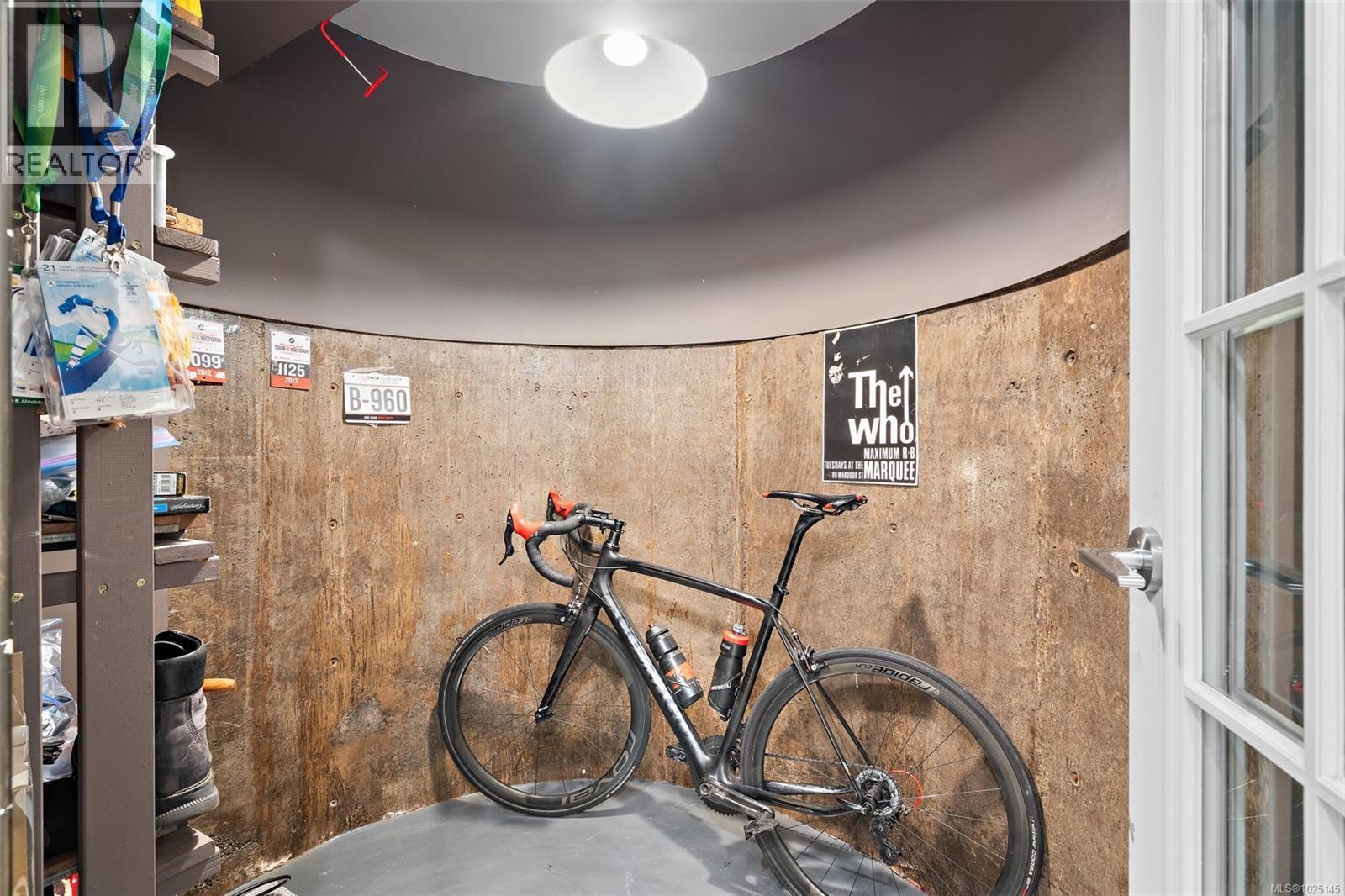 1457 Howcrest Rd, North Saanich