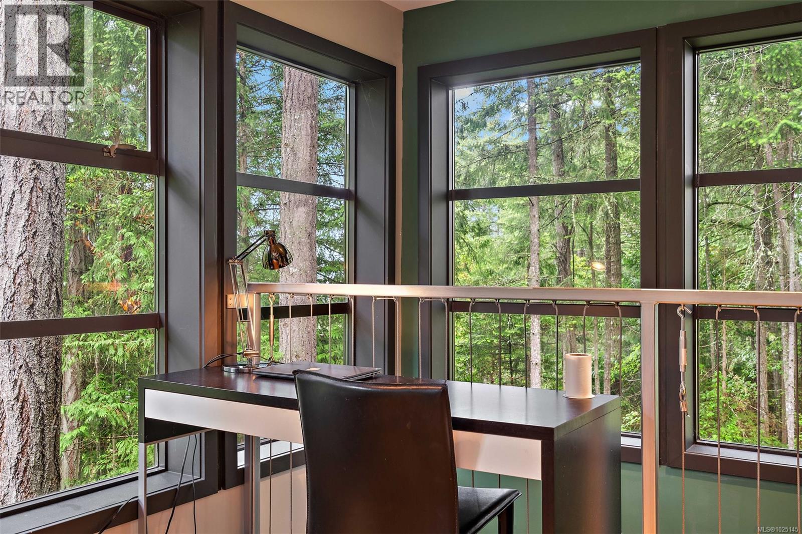 1457 Howcrest Rd, North Saanich