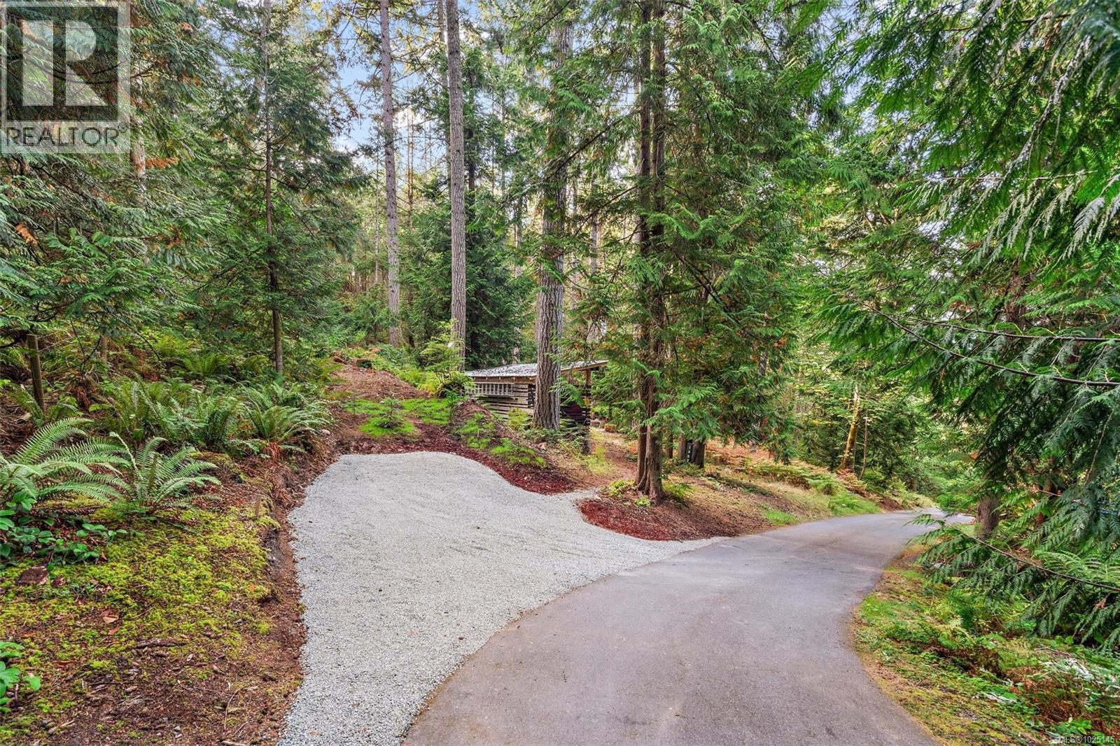 1457 Howcrest Rd, North Saanich