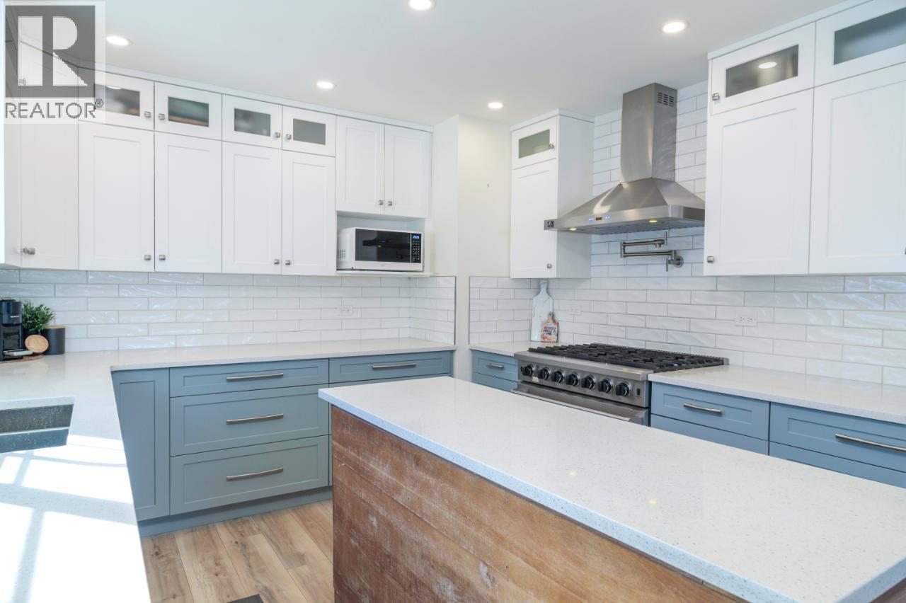 1515 ROBINSON Crescent, Kamloops