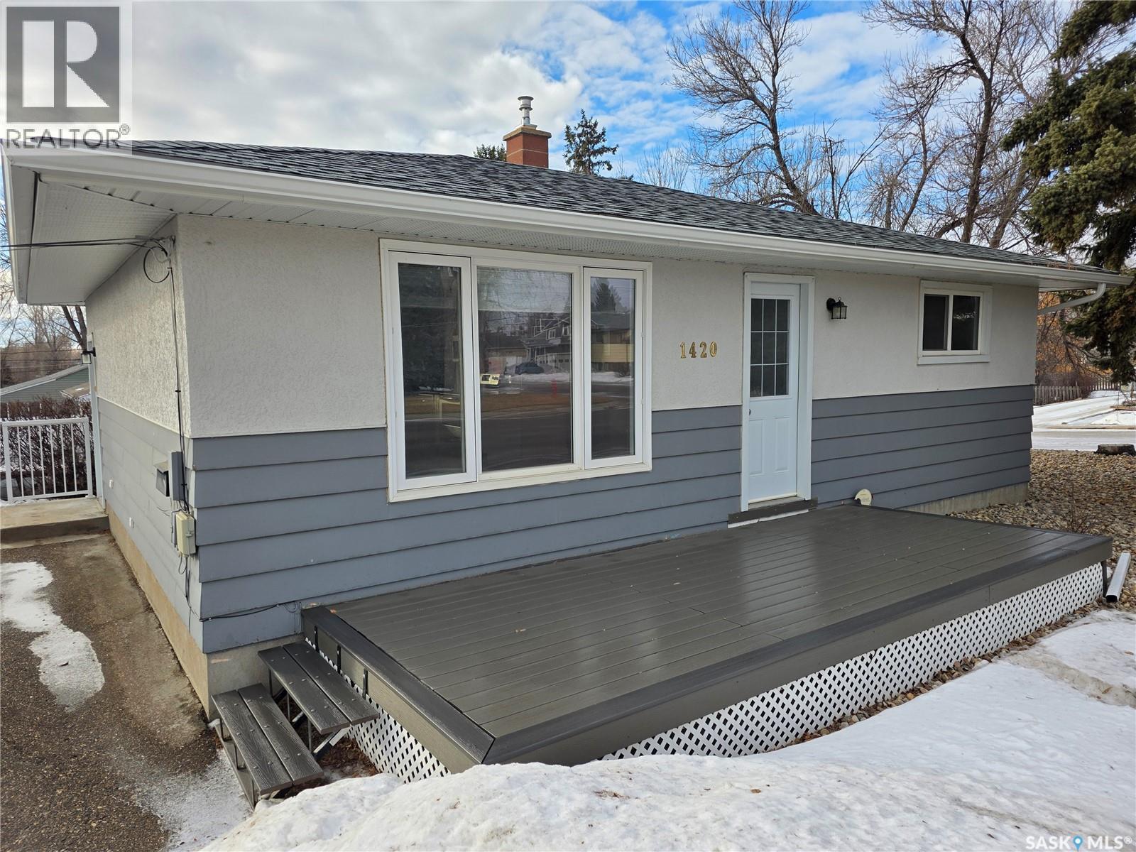 Single Family House Bungalow for Sale in  Chaplin STREET E Swift Current 