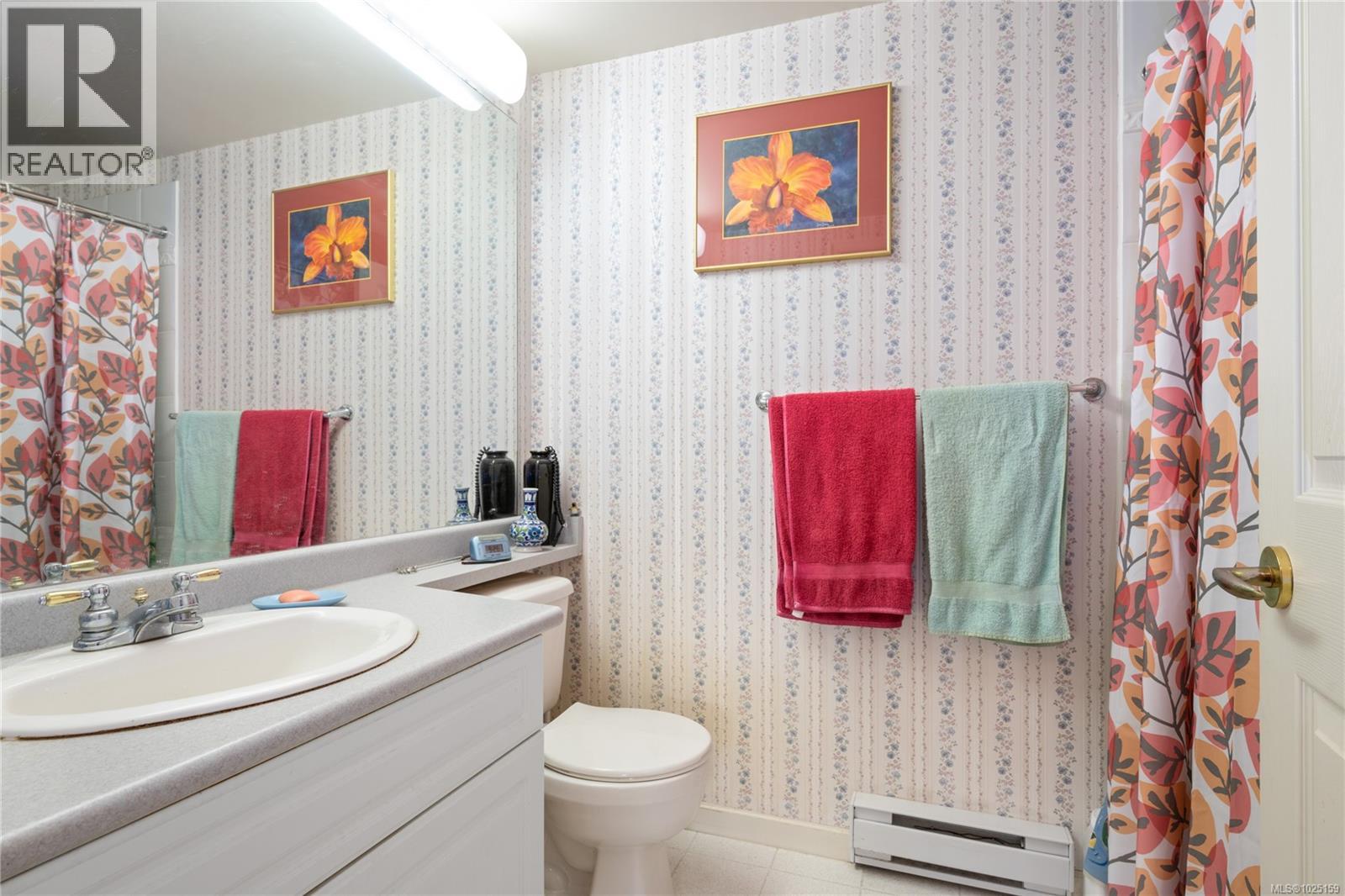 #201 5620 EDGEWATER LANE - 14