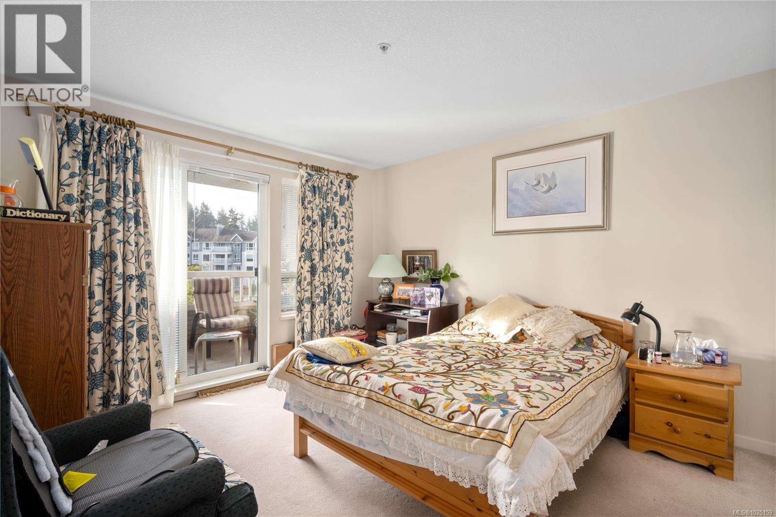 #201 5620 EDGEWATER LANE - 15