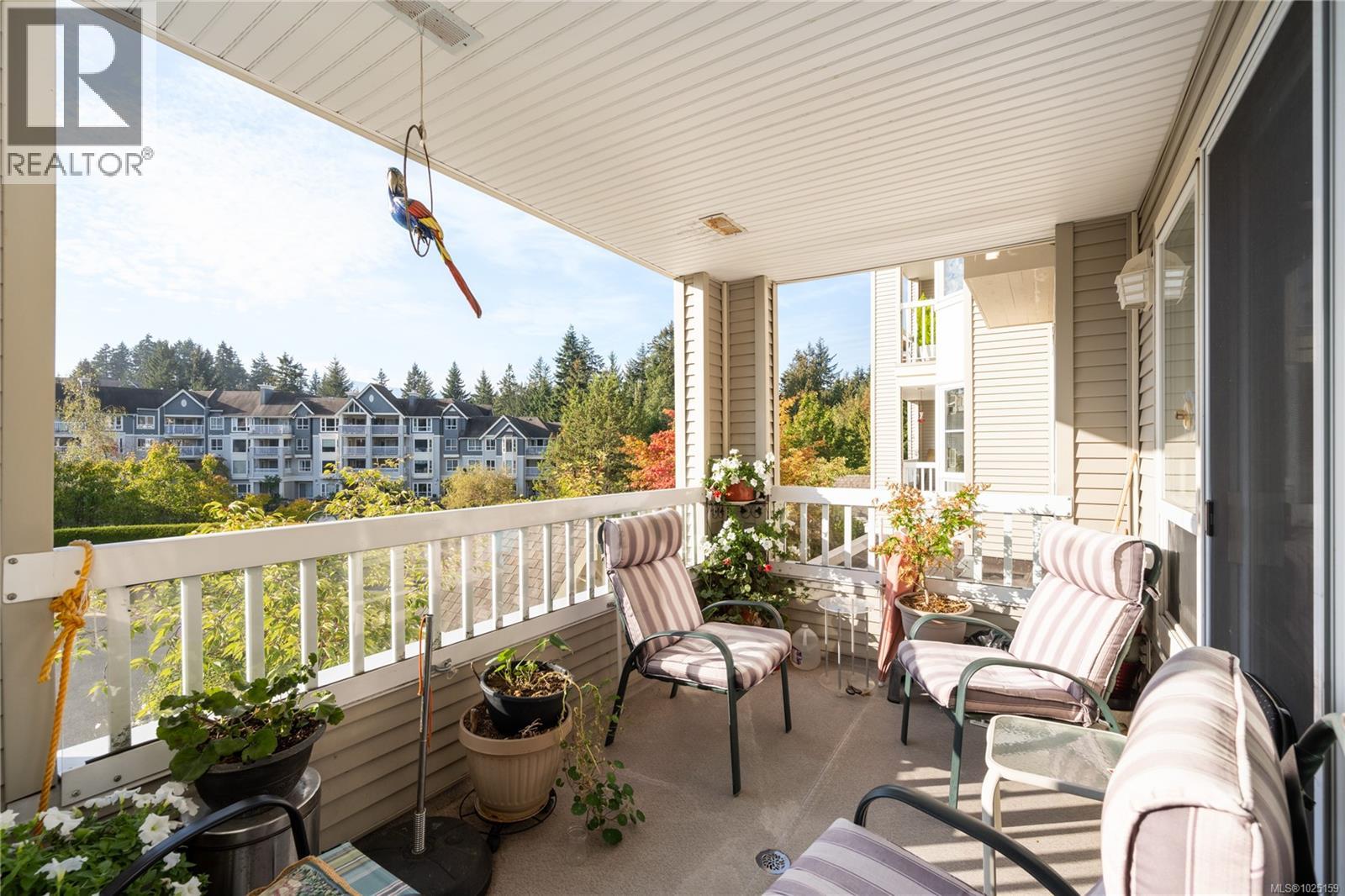 #201 5620 EDGEWATER LANE - 17