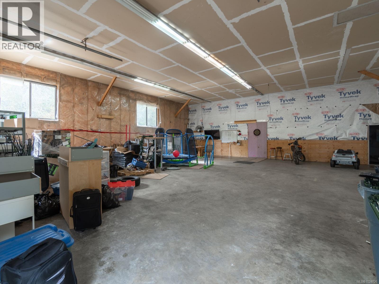 2116 Alberni Hwy, Errington