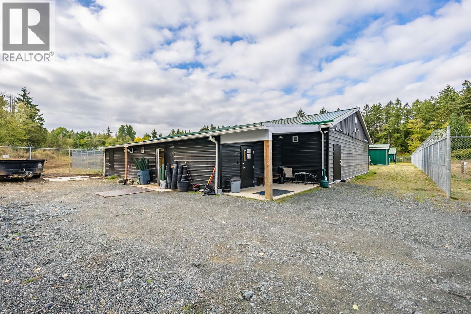2116 Alberni Hwy, Errington