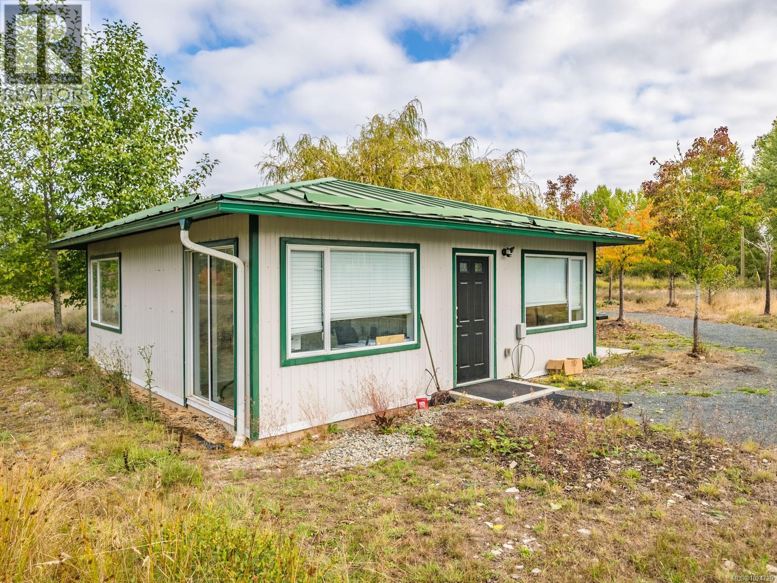 2116 Alberni Hwy, Errington