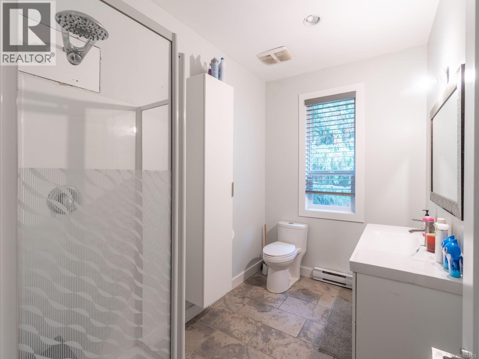 2116 Alberni Hwy, Errington