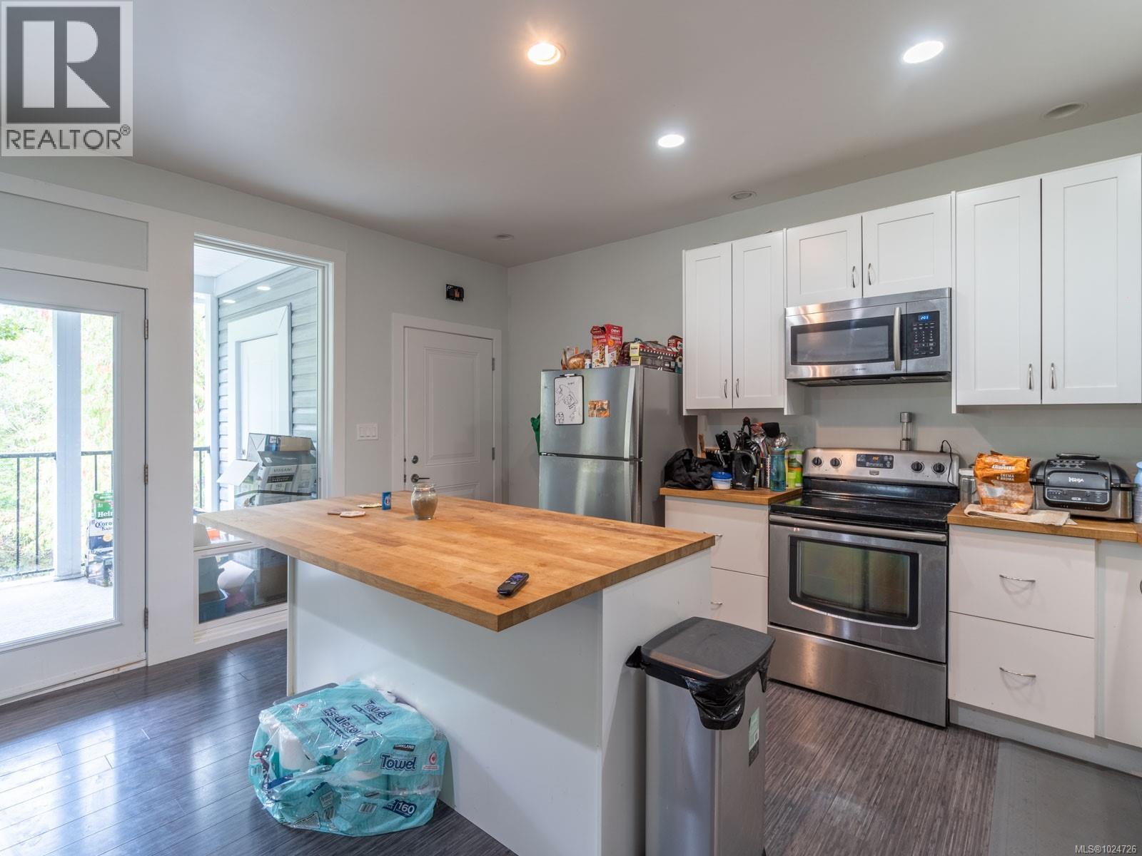 2116 Alberni Hwy, Errington