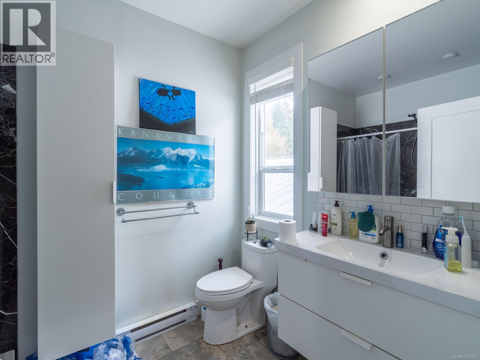 2116 Alberni Hwy, Errington