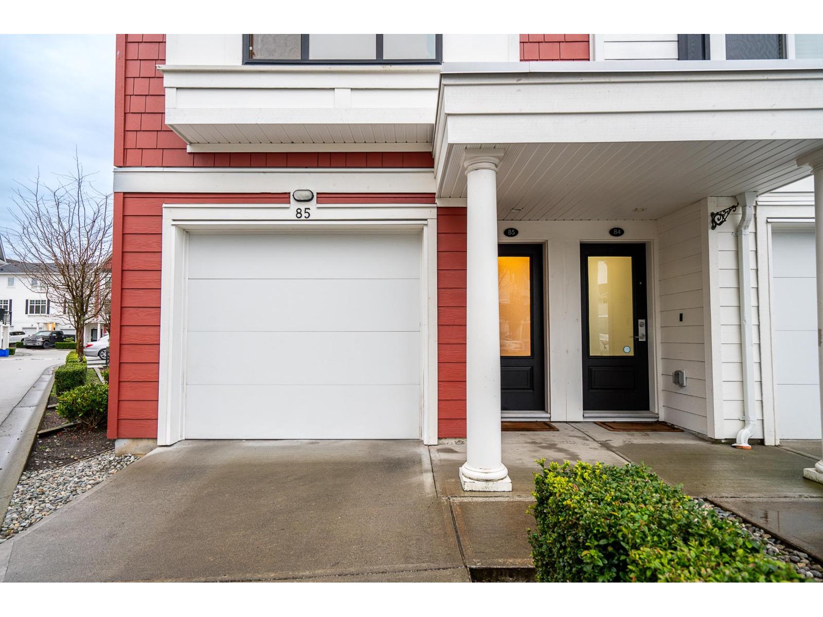 85 27735 ROUNDHOUSE DRIVE - Photo 3 of 33, Abbotsford, British Columbia