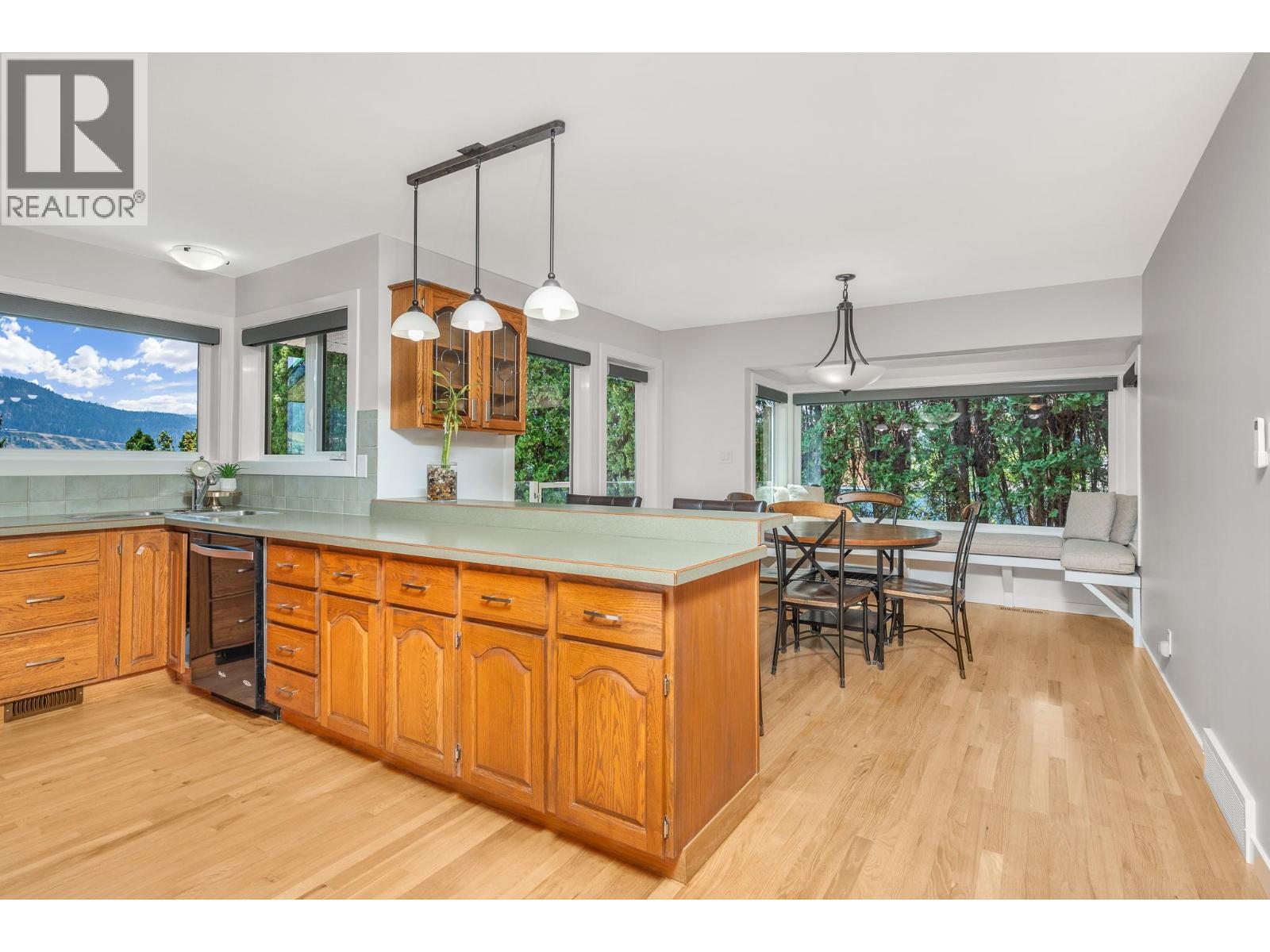  7994 Tronson Road, Vernon