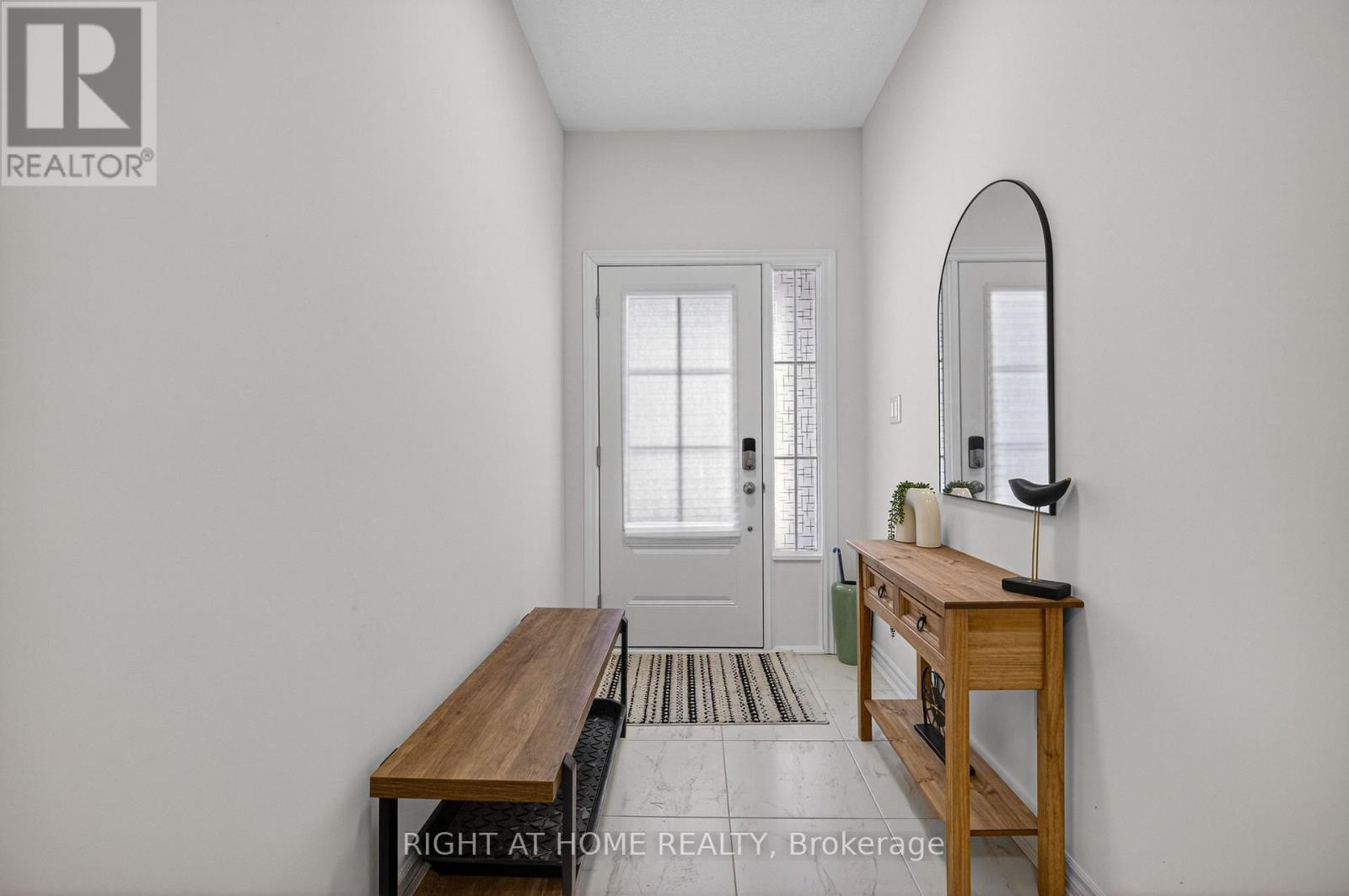 19 HILLCROFT WAY - 3