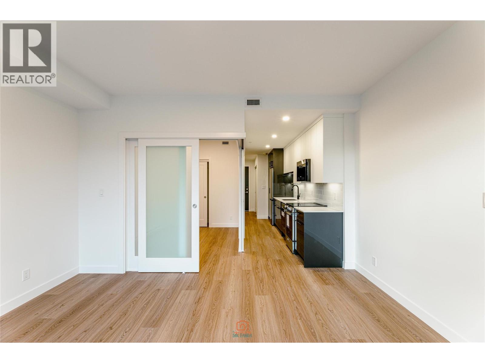 307 1350 Pridham Avenue, Kelowna