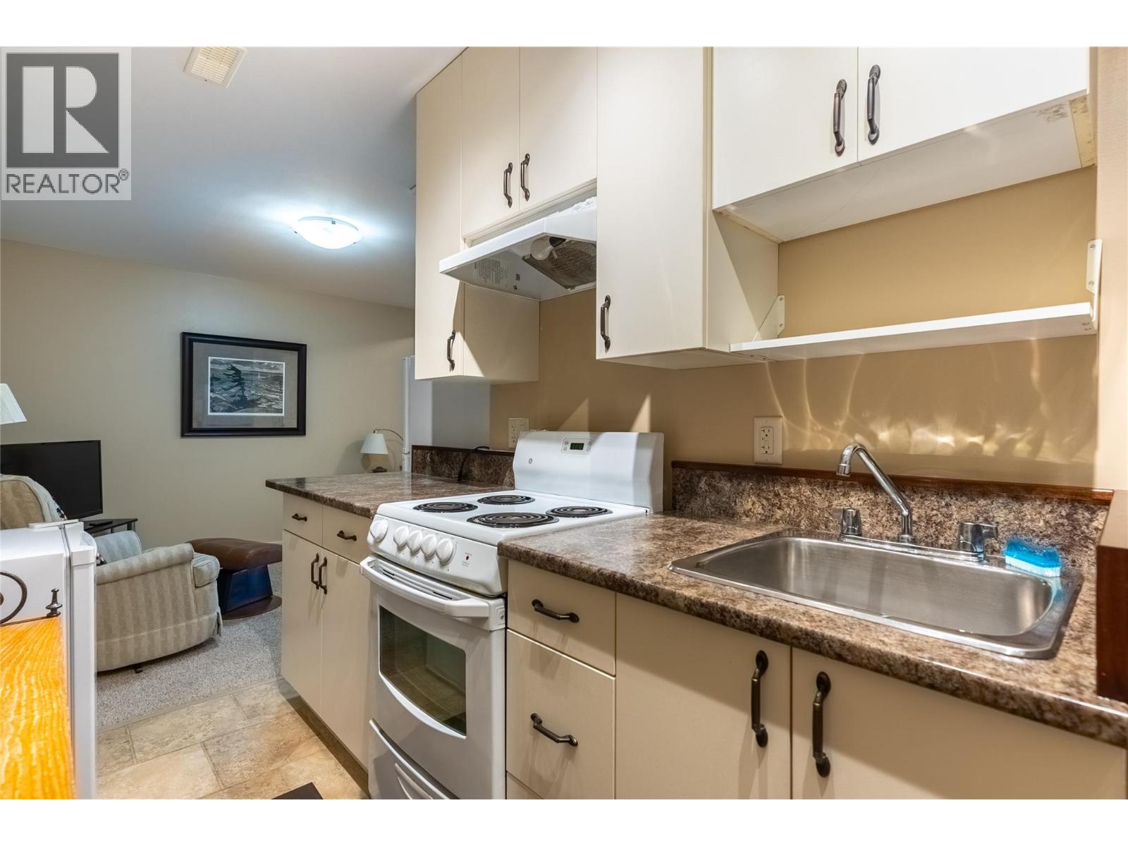 2595 TALBOT Drive, Kamloops