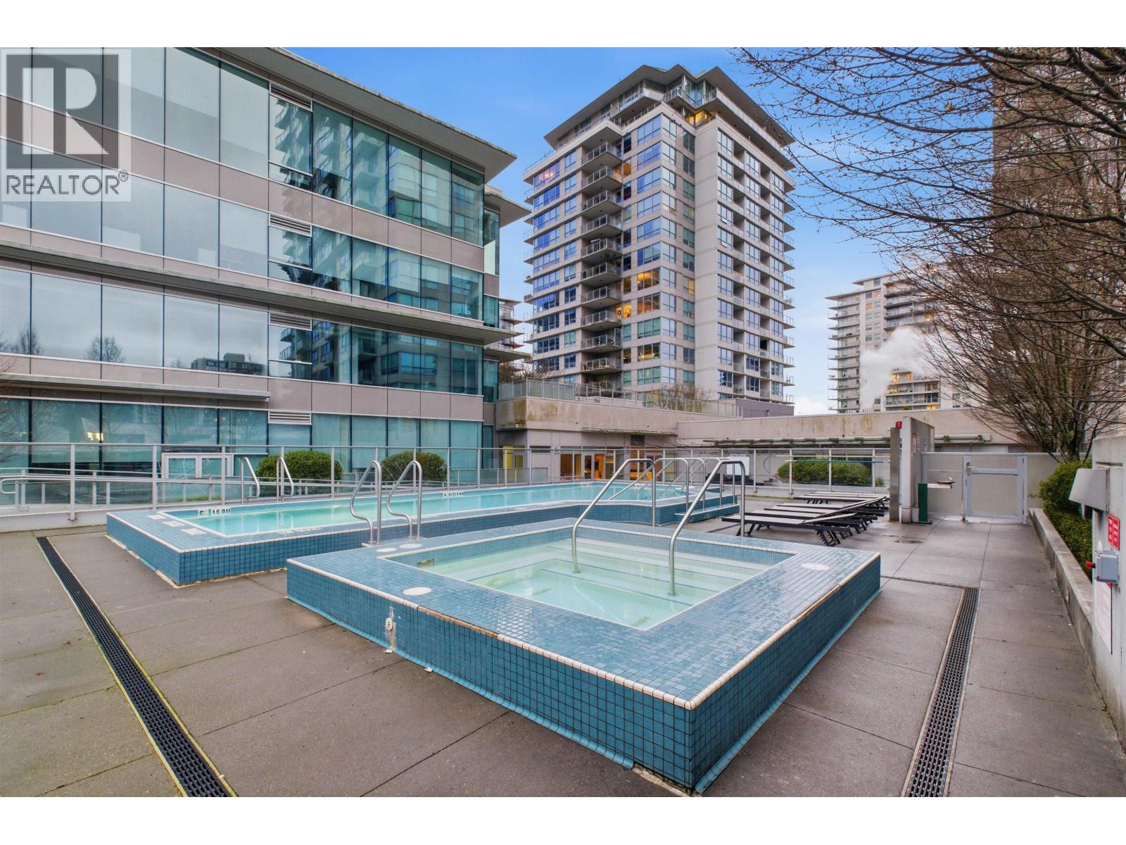 602 112 E 13TH STREET, North Vancouver