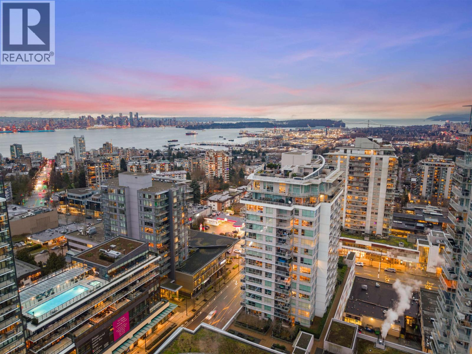 602 112 E 13TH STREET, North Vancouver