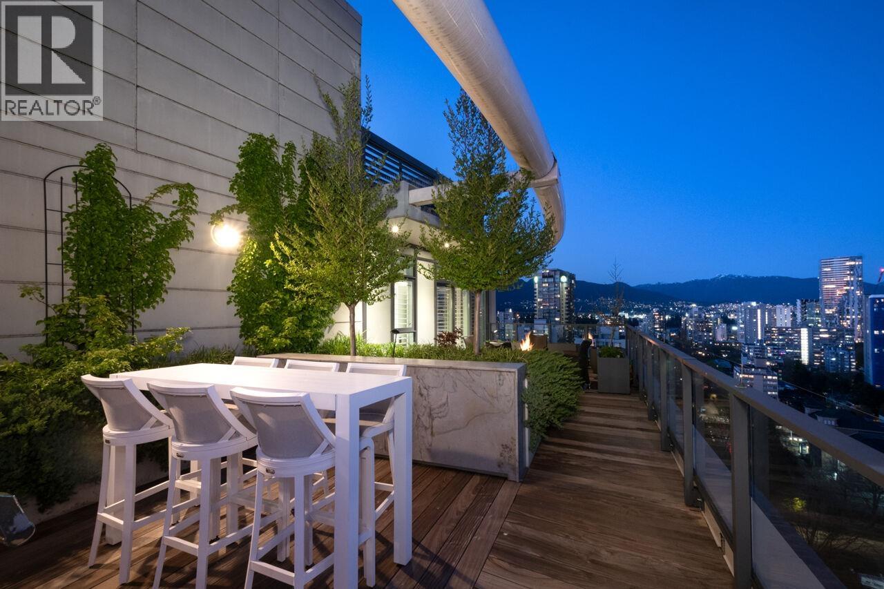 2101 1221 BIDWELL STREET, Vancouver