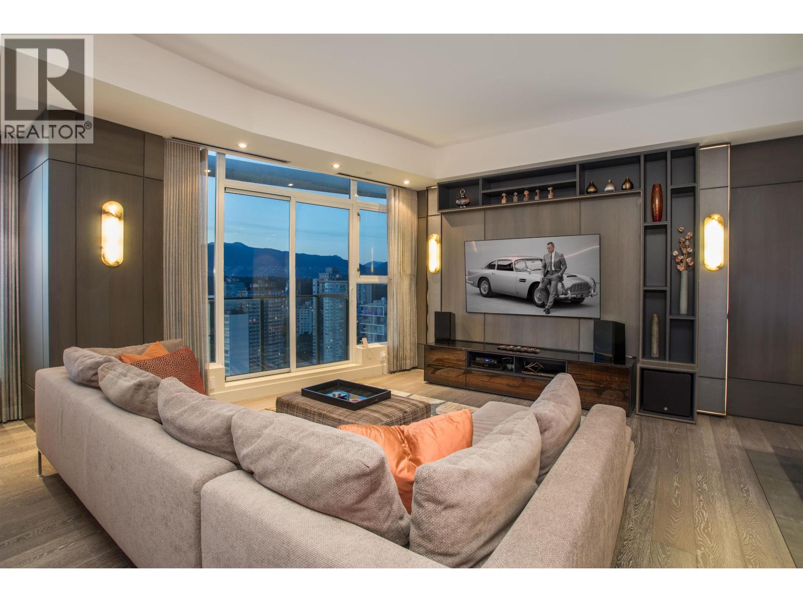 2101 1221 BIDWELL STREET, Vancouver