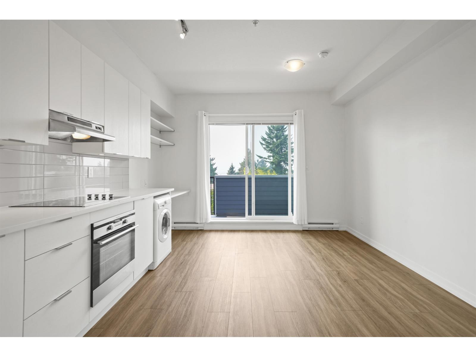 304 13678 GROSVENOR ROAD, Surrey