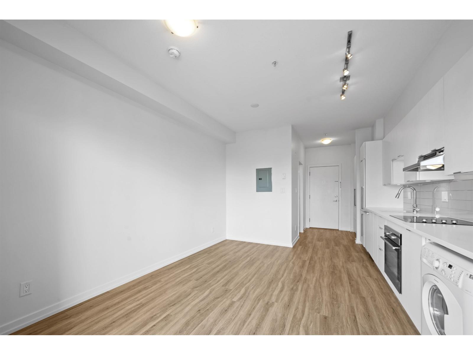 304 13678 GROSVENOR ROAD, Surrey