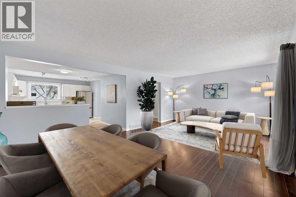 Single Family House for Sale in    Avenue SW Glamorgan Calgary 