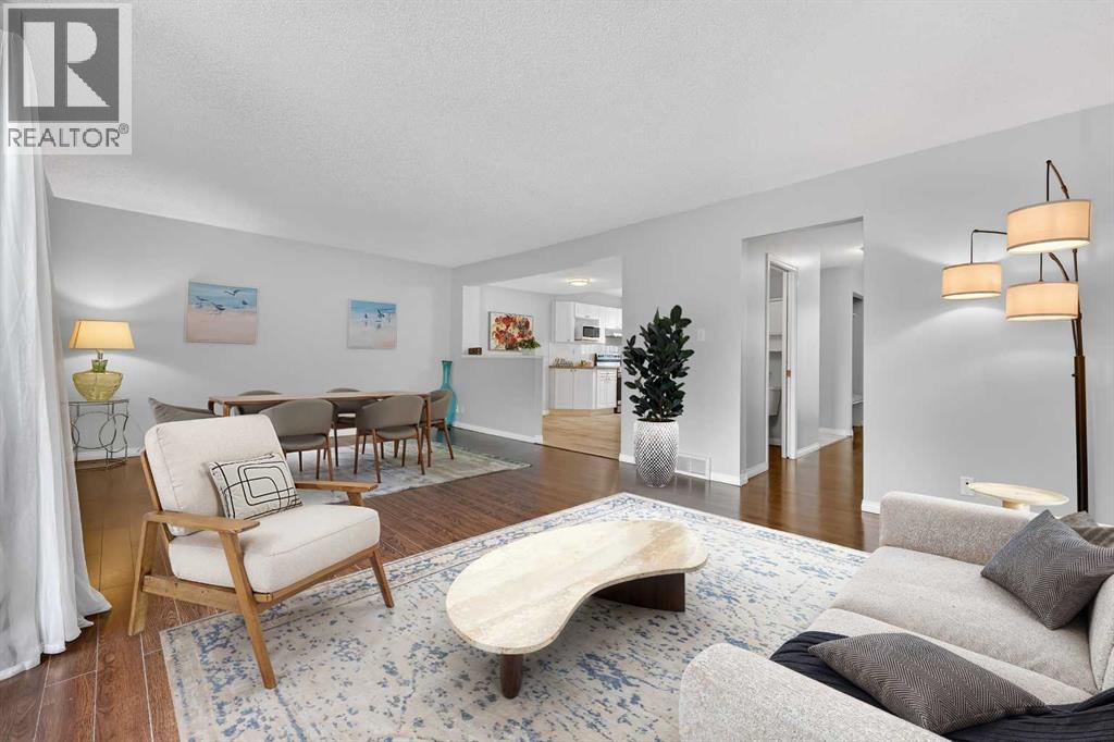 Single Family House for Sale in    Avenue SW Glamorgan Calgary 