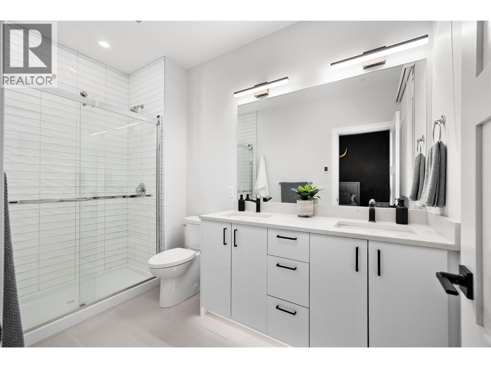 4 1225 Findlay Road, Kelowna