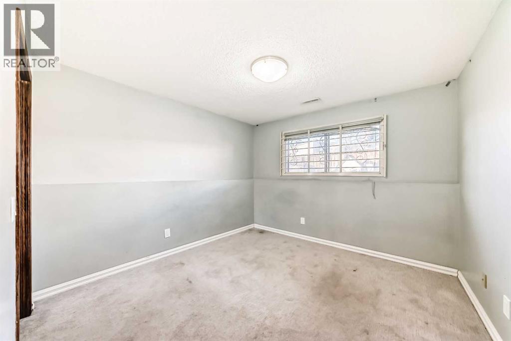 Single Family House Bi-level for Sale in D   Street SE Forest Lawn Calgary 