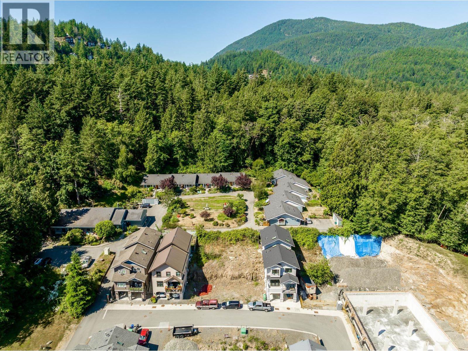1104-1108 FOXGLOVE LANE, Bowen Island