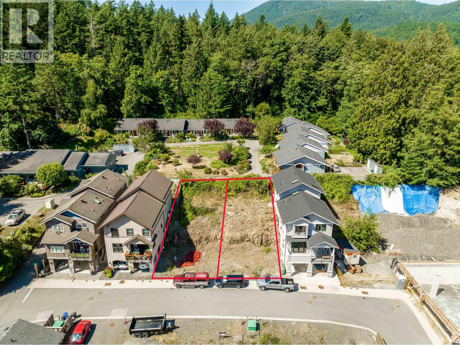 1104-1108 FOXGLOVE LANE, Bowen Island