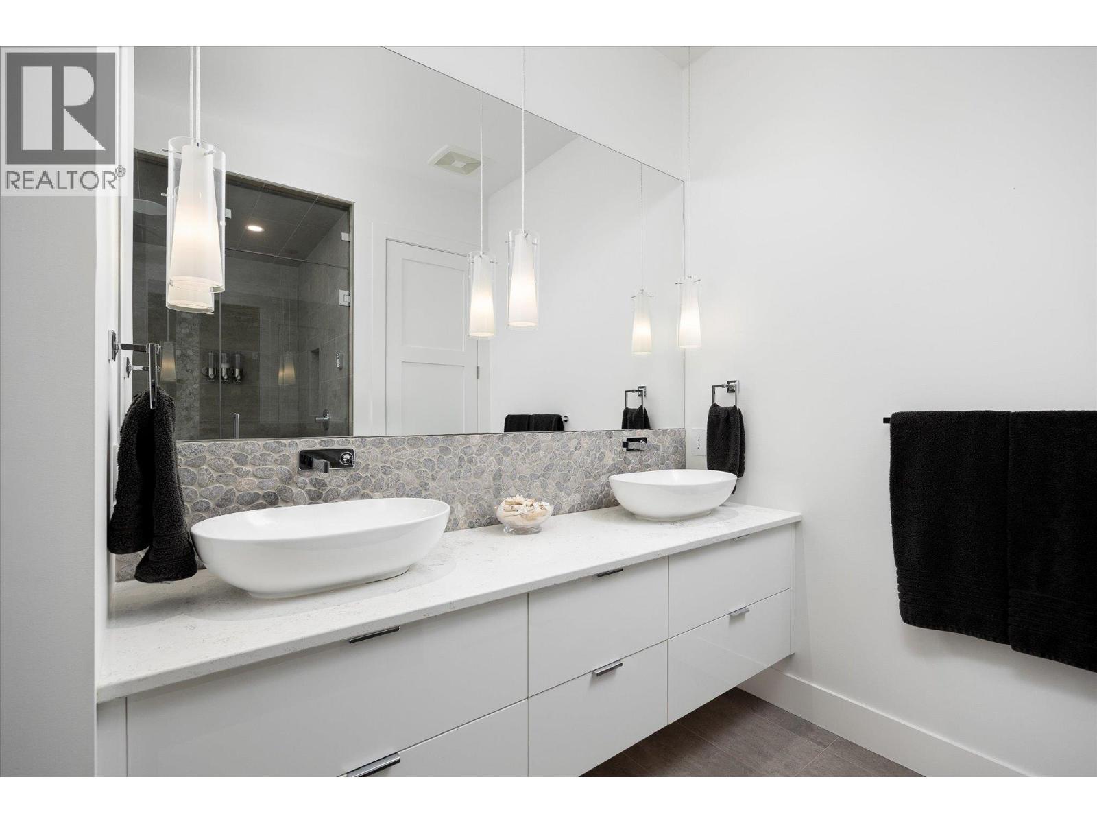  142 Red Sky Court, Kelowna