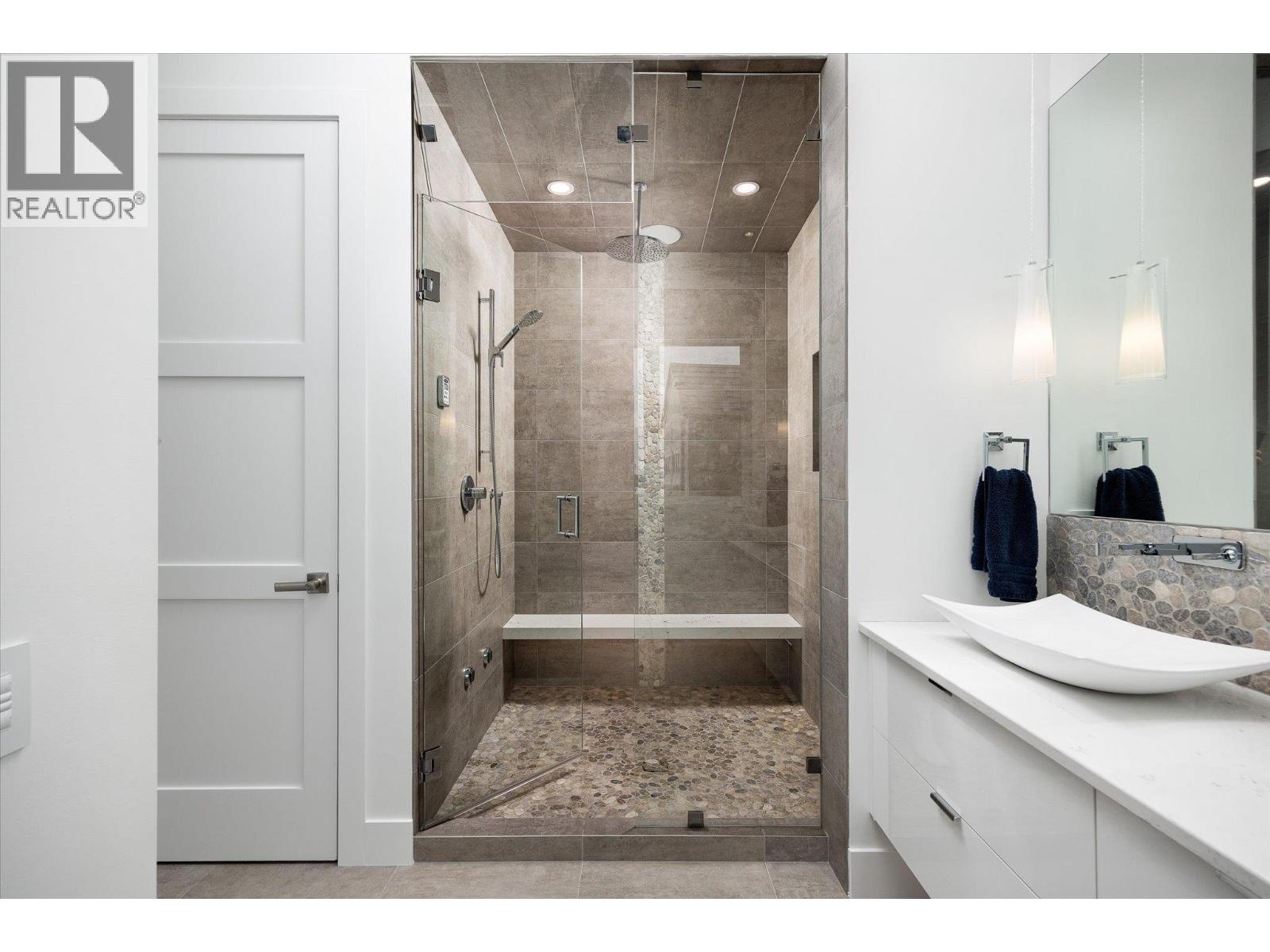  142 Red Sky Court, Kelowna