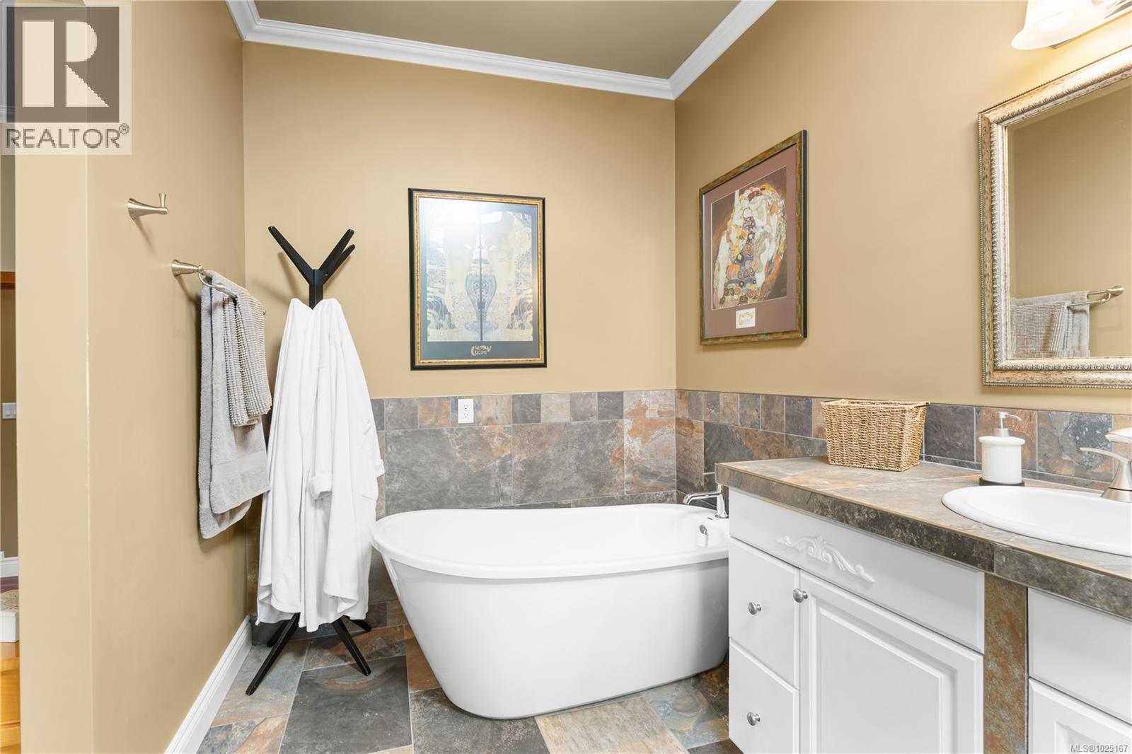 1126 North Rd, Gabriola Island