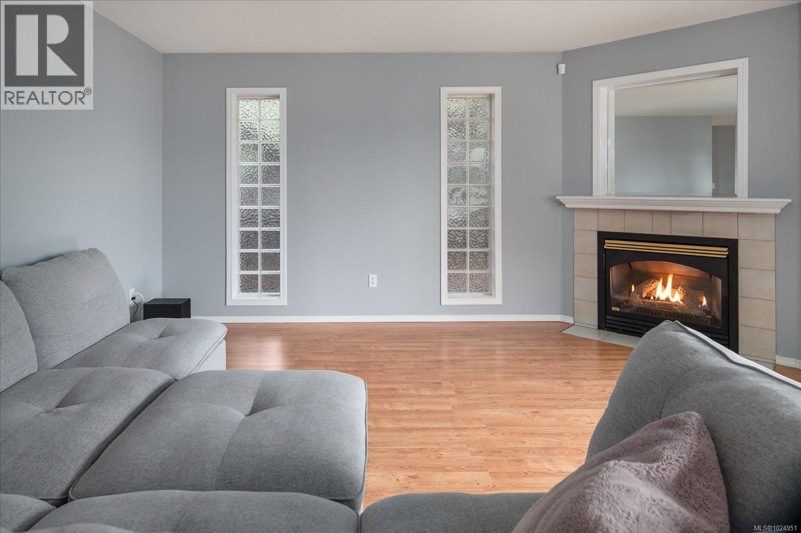 5994 Cedar Grove Dr, Nanaimo