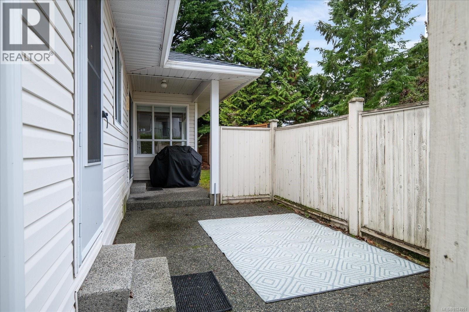 5994 Cedar Grove Dr, Nanaimo