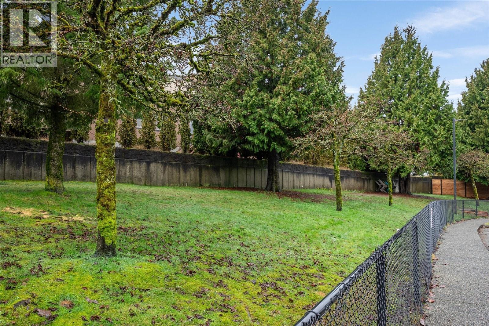 5994 Cedar Grove Dr, Nanaimo